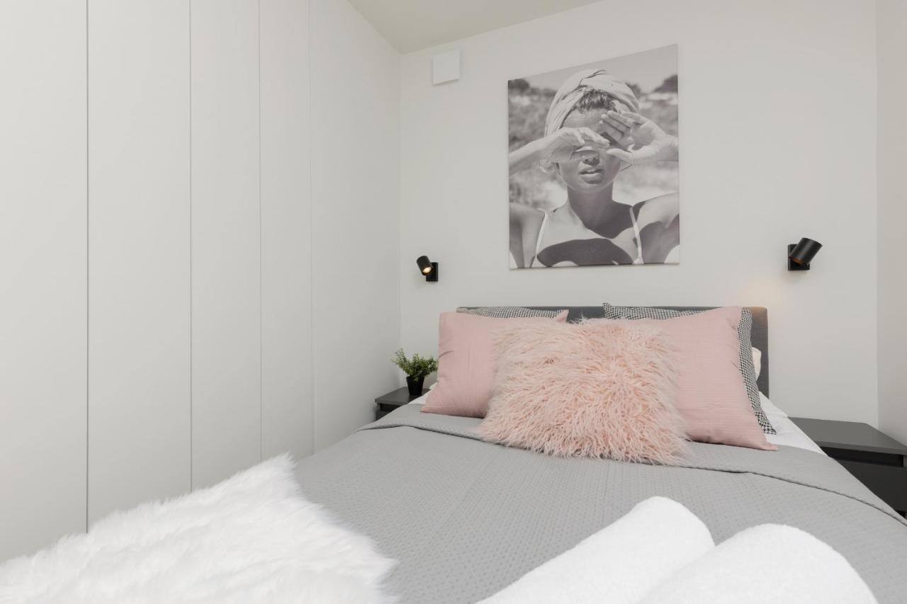 Cosy Dream City Center Apartment By Noclegi Renters وارسو المظهر الخارجي الصورة